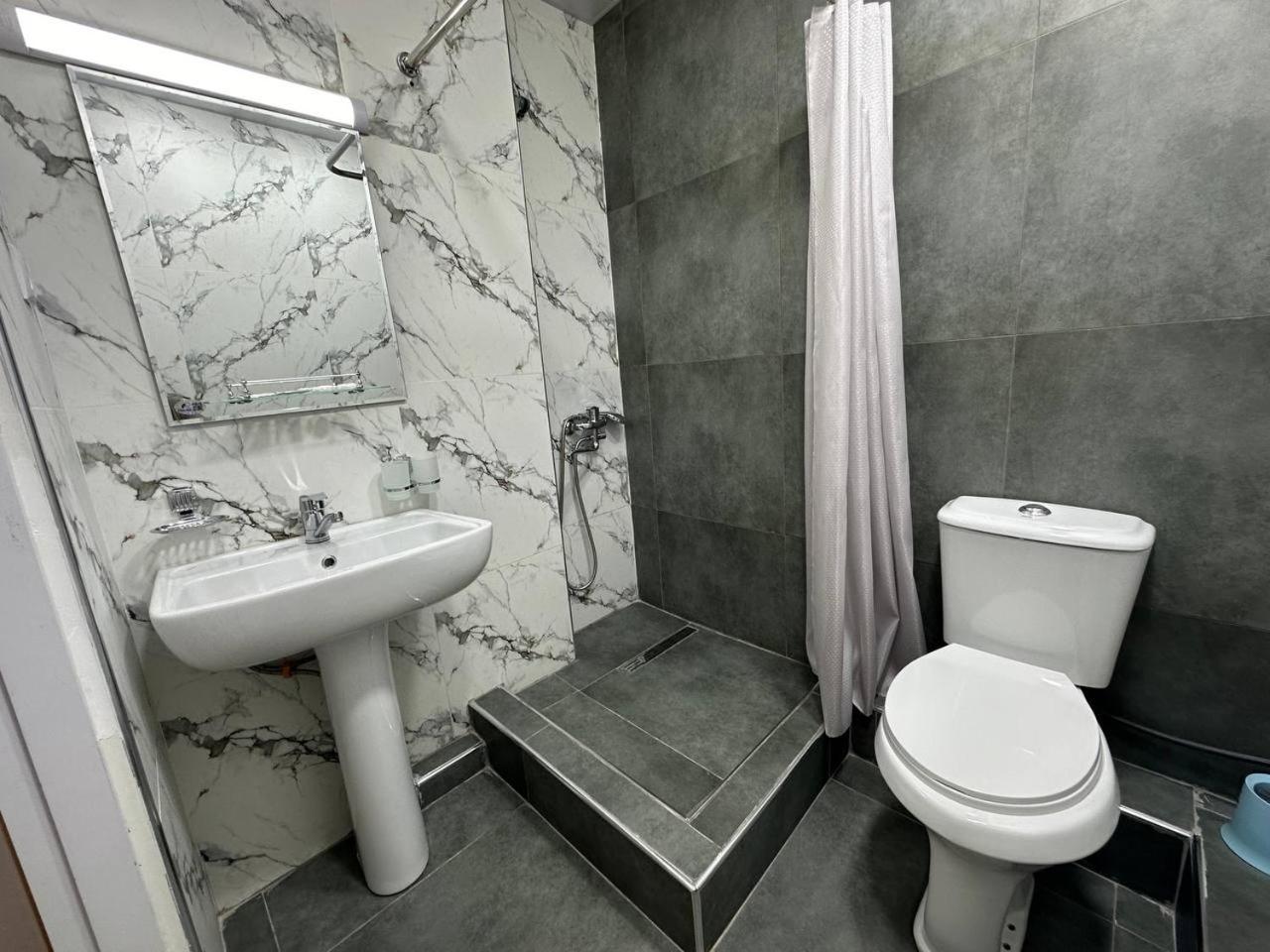 B-House Boutique With Terrace Ξενοδοχείο Μπουχάρα Εξωτερικό φωτογραφία
