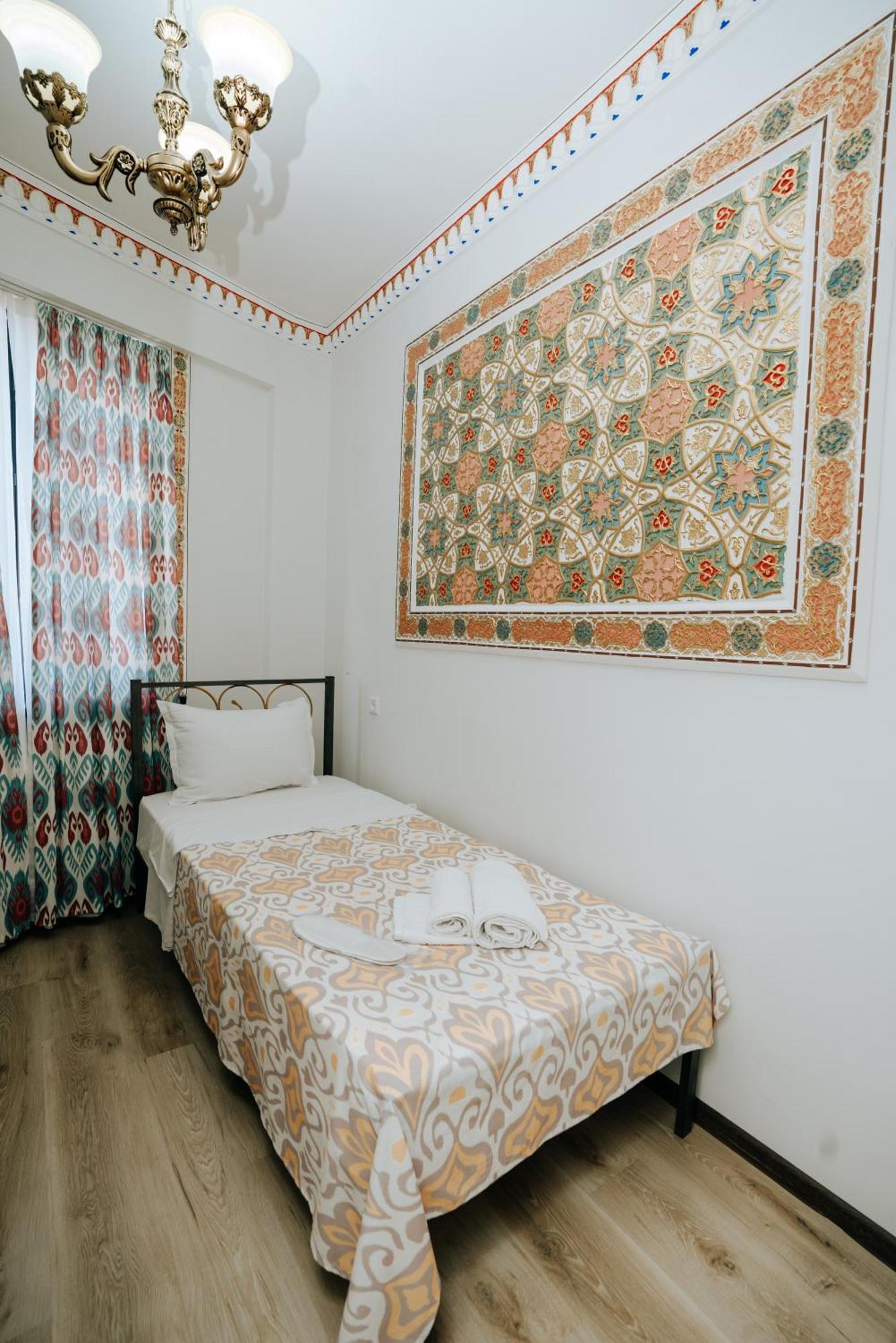 B-House Boutique With Terrace Ξενοδοχείο Μπουχάρα Εξωτερικό φωτογραφία